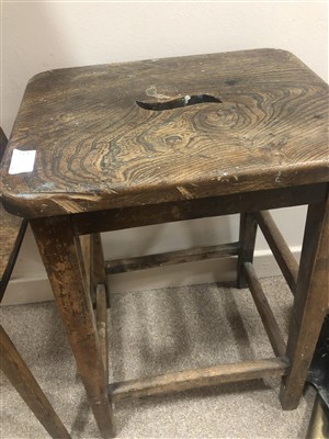 Lot 113 - AN OAK PLANT STAND AND AN ELM STOOL