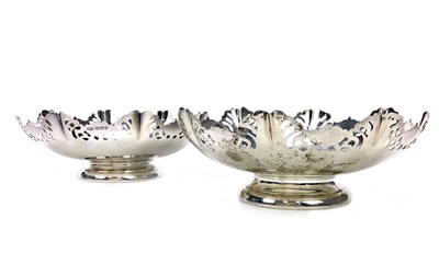 Lot 822 - A PAIR OF MID-20TH CENTURY SILVER CIRCULAR COMPORTS