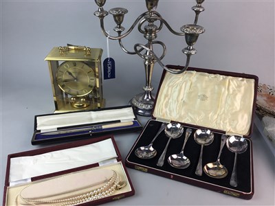 Lot 29 - A GROUP OF SILVER PLATED WARE AND CUTLERY
