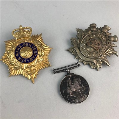 Lot 54 - A WWI DEFENCE MEDAL AND MILITARY PIPS AND BADGES