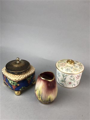 Lot 371 - A MODERN MOORCROFT PIN DISH AND A COLLECTION OF OTHER CERAMICS