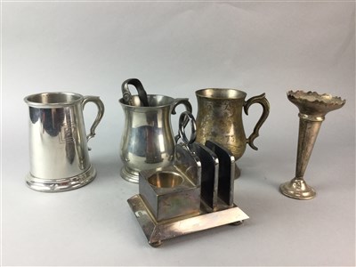 Lot 334 - SILVER PLATED TANKARDS, GOBLETS AND OTHER PLATED ITEMS