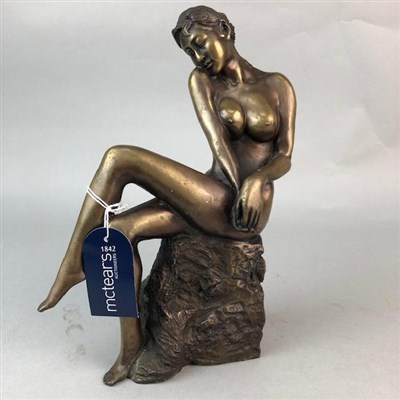 Lot 394 - A BRONZE FIGURE OF A FEMALE NUDE