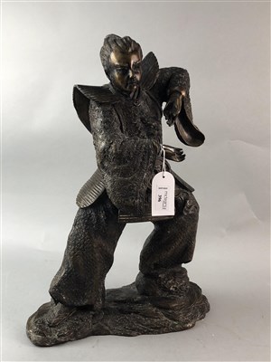 Lot 396 - A BRONZE STANDING FIGURE OF A JAPANESE SAMURAI WARRIOR