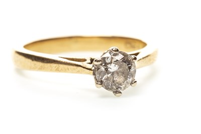 Lot 70 - A CERTIFICATED DIAMOND SOLITAIRE RING