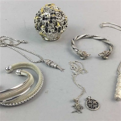 Lot 56 - A LOT OF SILVER AND COSTUME JEWELLERY