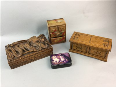Lot 31 - A LOT OF ELEVEN SMALL WOOD BOXES