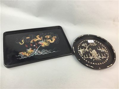 Lot 121 - A 19TH CENTURY CHINESE WOOD LACQUERED TRAY AND OTHER ITEMS