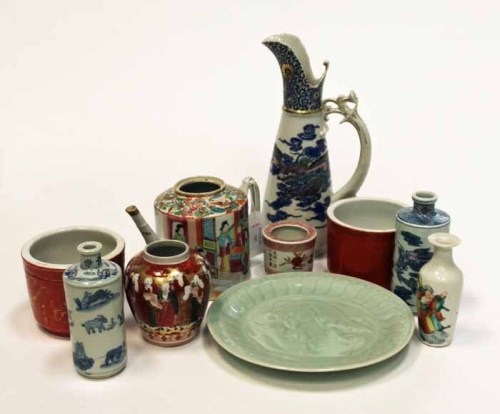 Lot 737 - COLLECTION OF 20TH CENTURY CHINESE AND...