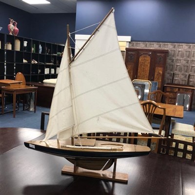 Lot 222 - A MODEL OF A YACHT