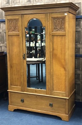 Lot 203 - AN OAK WARDROBE AND A MATCHING DRESSING CHEST