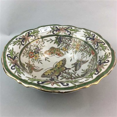 Lot 107 - A CHINESE STYLE BOWL AND IMARI STYLE PLATES