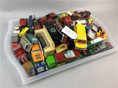 Lot 75 - A COLLECTION OF CORGI, DINKY AND OTHER MODEL VEHICLES