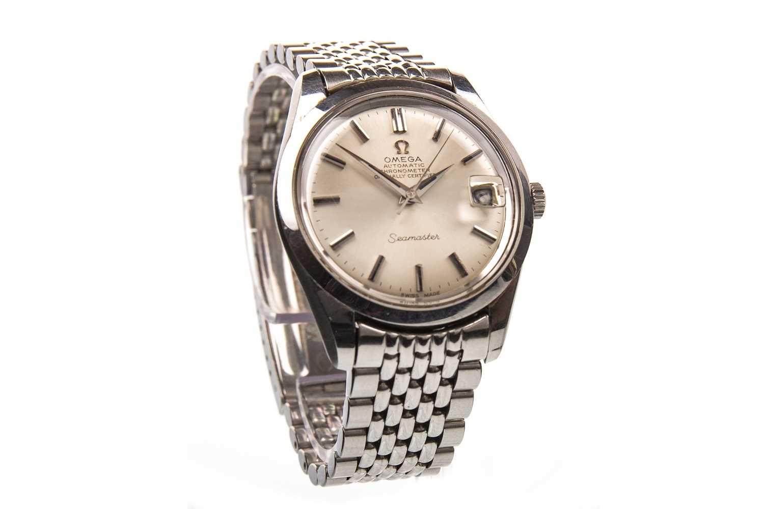 Lot 800 - A GENTLEMAN'S OMEGA SEAMASTER AUTOMATIC WATCH