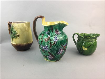 Lot 251 - A WEDGWOOD CERAMIC JUG AND FOUR OTHER JUGS