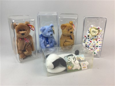 Lot 154 - A LOT OF ELEVEN BOXED TY BEANIE BABIES