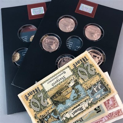 Lot 193 - A LOT OF COINS AND COIN CASES