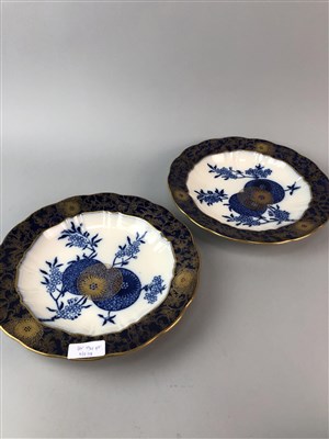 Lot 194 - A LOT OF SIX 19TH CENTURY DERBY DESSERT PLATES WITH TUREEN AND OTHER CERAMICS