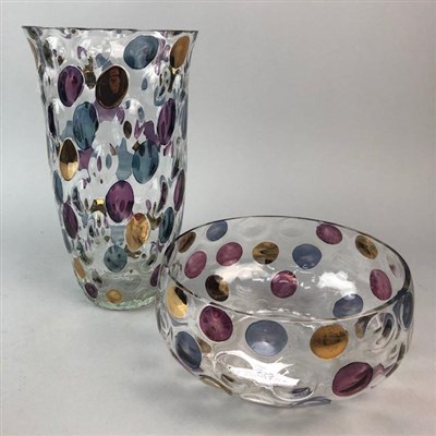 Lot 337 - AN ART DECO GLASS VASE AND BOWL AND A GERMAN FRUIT SET