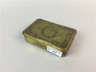 Lot 362 - A BRASS WWI CHRISTMAS TIN