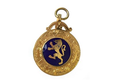 Lot 1800 - A GOLD SCOTLAND V ENGLAND AMATEUR FOOTBALL MEDAL AWARDED TO WILLIE PARLANE 1931