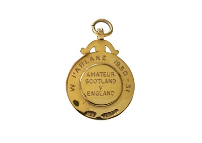 Lot 1800 - A GOLD SCOTLAND V ENGLAND AMATEUR FOOTBALL MEDAL AWARDED TO WILLIE PARLANE 1931
