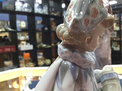 Lot 106 - A LOT OF LLADRO FIGURES