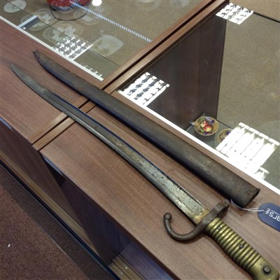 Lot 894 - A LOT OF TWO LATE 19TH CENTURY SWORD BAYONETS