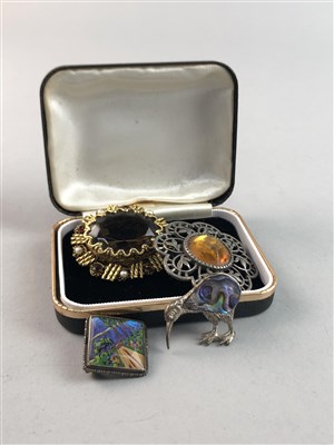 Lot 148 - A COLLECTION OF SILVER AND OTHER JEWELLERY