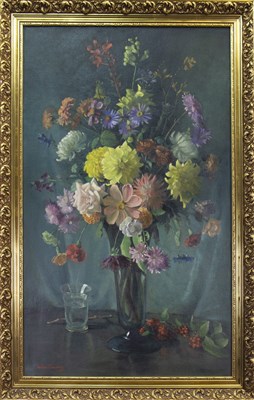 Lot 421 - STILL LIFE, AN OIL BY COLIN CAMPBELL