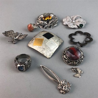 Lot 206 - A LOT OF SCOTTISH SILVER AND OTHER JEWELLERY