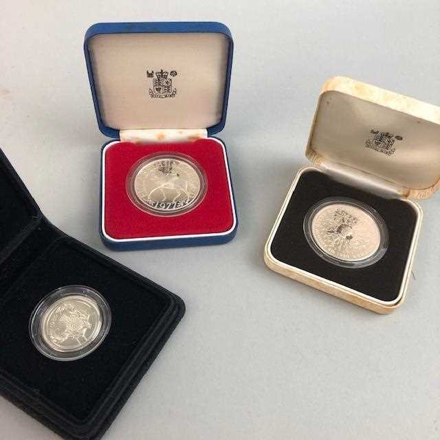 Lot 220 - A COLLECTION OF COMMEMORATIVE COINS