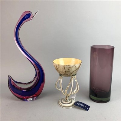 Lot 256 - A MURANO GLASS SWAN AND OTHER GLASS