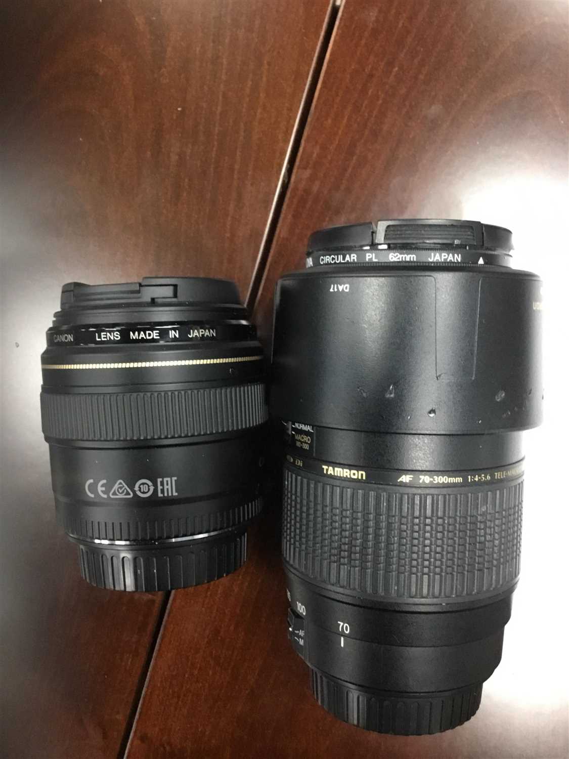 Lot 279 A CANON EOS 700D DS126431 CAMERA AND LENSES