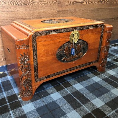 Lot 1008 - A CHINESE CAMPHORWOOD BLANKET CHEST