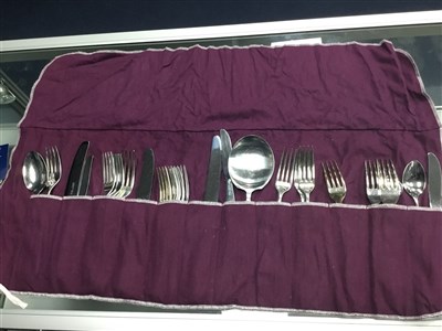 Lot 280 - A GROUP OF SILVER PLATED FLATWARE