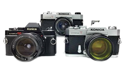 Lot 1487 - A KONICA AUTOREFLEX T SLR CAMERA AND TWO OTHER CAMERAS