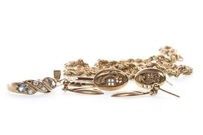 Lot 64 - A NINE CARAT GOLD CHAIN AND OTHER JEWELLERY