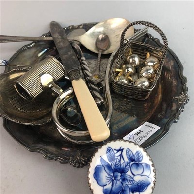 Lot 296 - A GROUP OF SILVER PLATED ITEMS