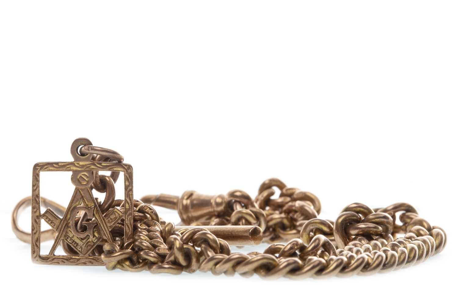 Lot 831 - A CURB LINK WATCH CHAIN