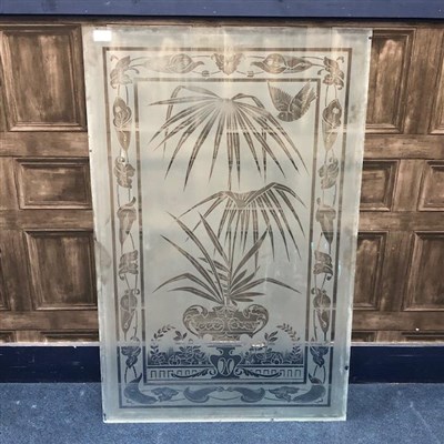 Lot 400 - A 20TH CENTURY ETCHED GLASS PANEL