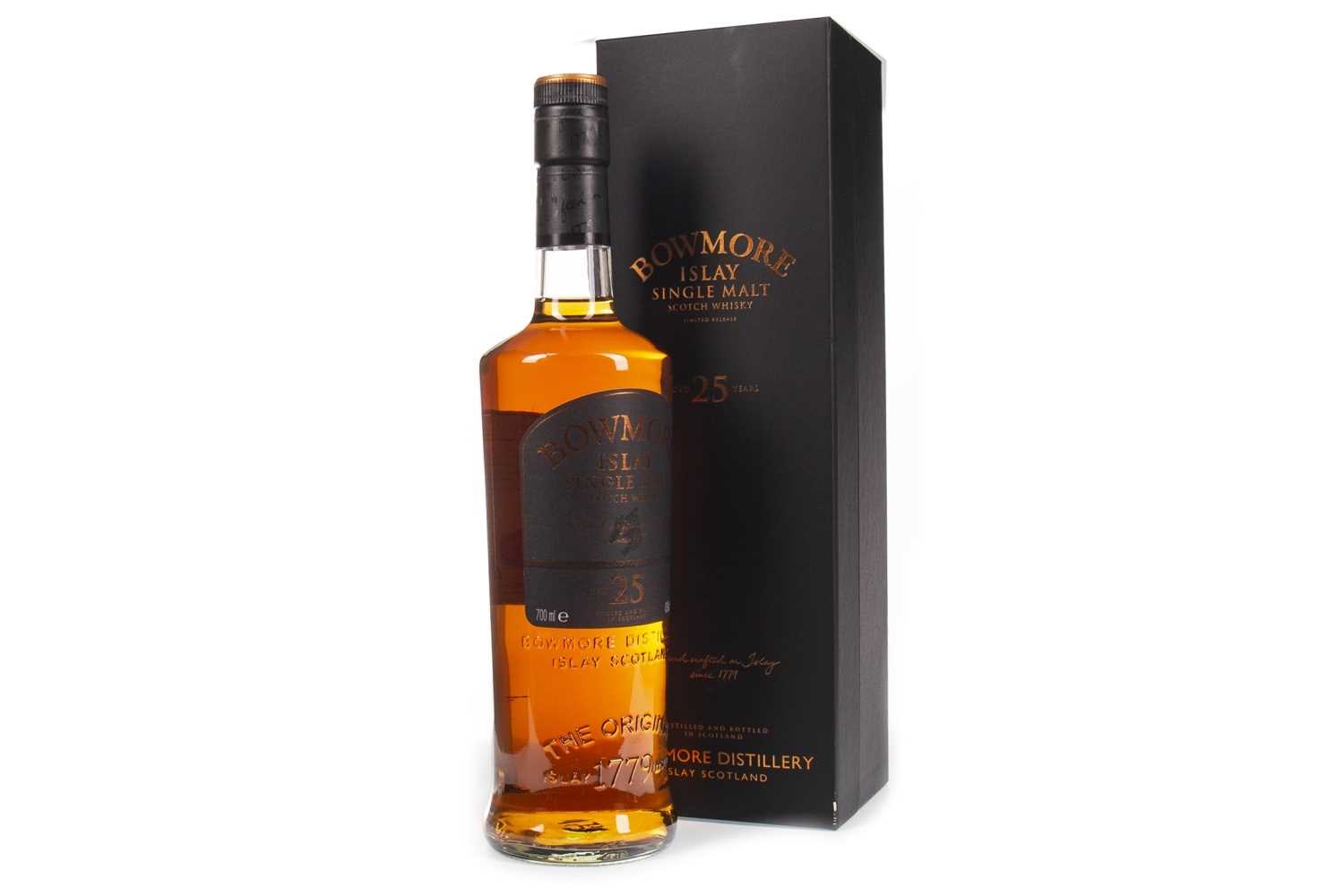 Lot 186 - BOWMORE AGED 25 YEARS