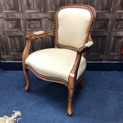 Lot 238 - A REPRODUCTION OPEN ELBOW CHAIR