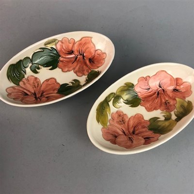 Lot 423 - A PAIR OF MODERN MOORCROFT DISHES