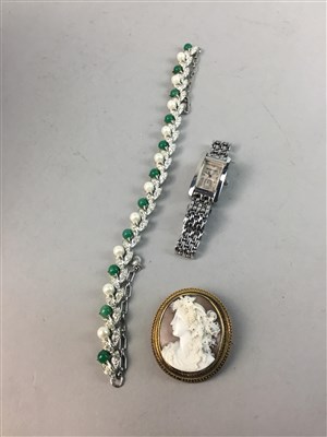 Lot 254 - A COLLECTION OF JEWELLERY