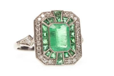 Lot 60A - AN ART DECO STYLE EMERALD AND DIAMOND RING