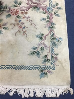 Lot 505 - A LARGE RUG