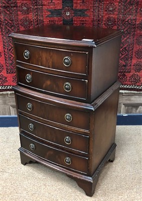 Lot 513 - A MAHOGANY CHEST OF FIVE SMALL DRAWERS