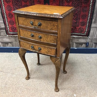 Lot 514 - A BURR WALNUT BEDSIDE CHEST