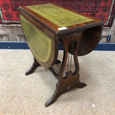 Lot 515 - A MAHOGANY DROP LEAF LEATHER TOPPED OCCASIONAL TABLE